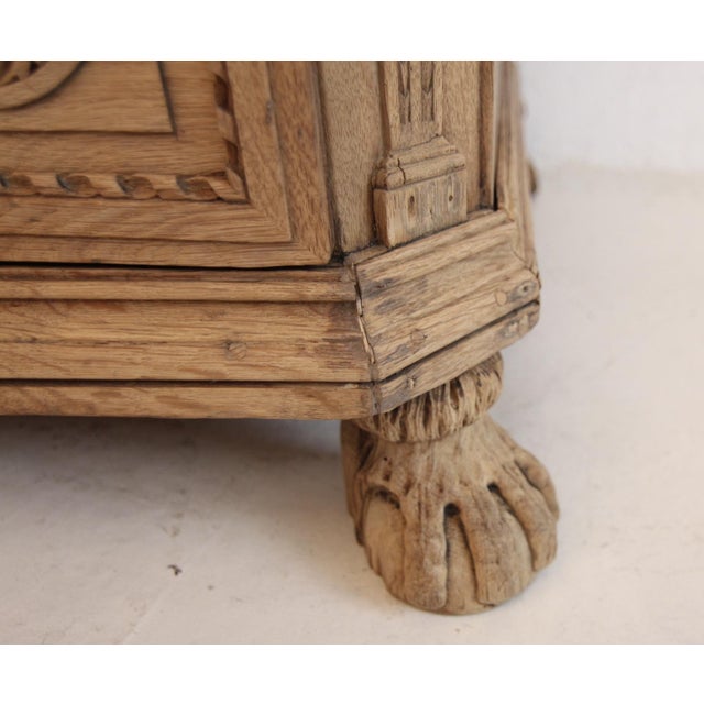 19th Century Bleached Oak Chest of Drawers For Sale - Image 12 of 18