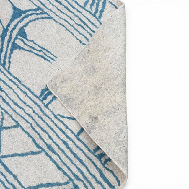 1980s Modern Central Asian Felt Rug | Abstract Linear Design | 9x12 For Sale - Image 5 of 6