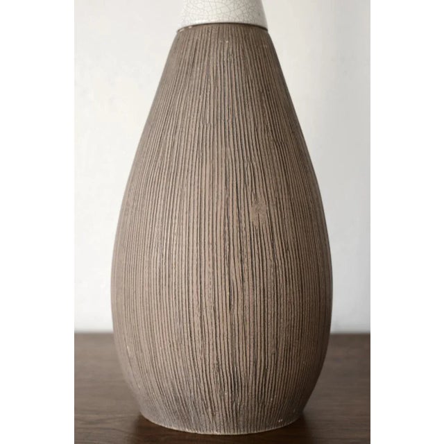 Mid 20th Century Vintage Mid Century Modern Sgraffito & Crackle Pottery Table Lamp For Sale - Image 5 of 13