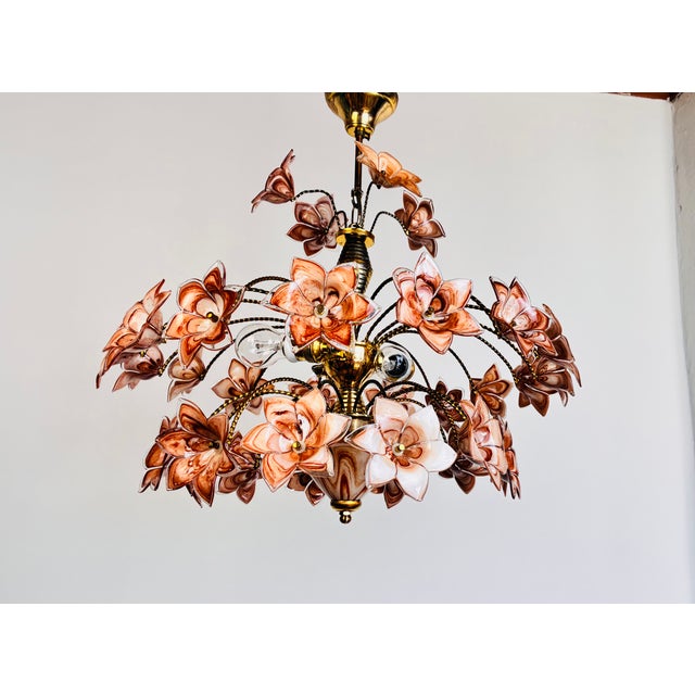 Italian 1980s Italian Murano Style Brown Floral Chandelier – Glass Flower Bouquet For Sale - Image 3 of 17