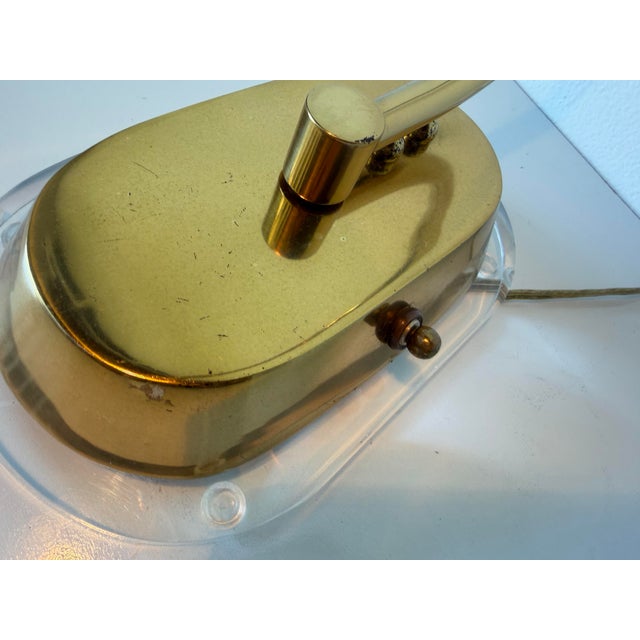 Brass Vintage Brass Mussel Shell Table Lamp With Lucite Base For Sale - Image 8 of 11