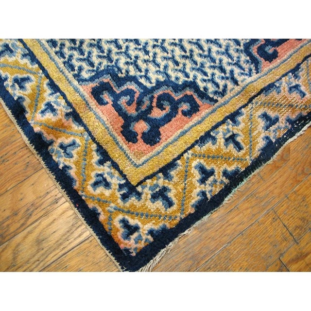 1820s Blue Classic Medallion Antique Chinese Ningxia 2' X 3'6'' Wool Carpet Rug For Sale - Image 4 of 5