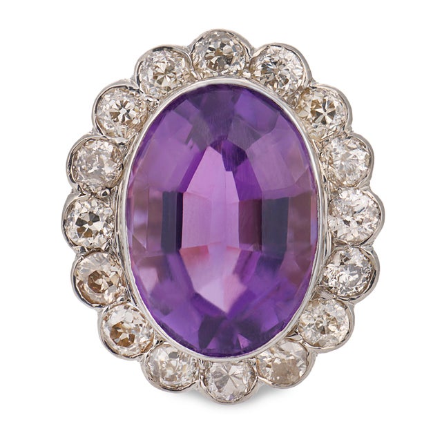 Victorian 19th Century Victorian 11.40 Carat Amethyst Diamond 18k Yellow Gold Cluster Ring, Size 6.25 For Sale - Image 3 of 6