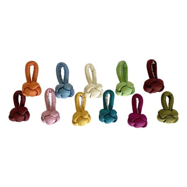Set of 11 Multicolored 100% Silk Knotted Napkin Rings For Sale