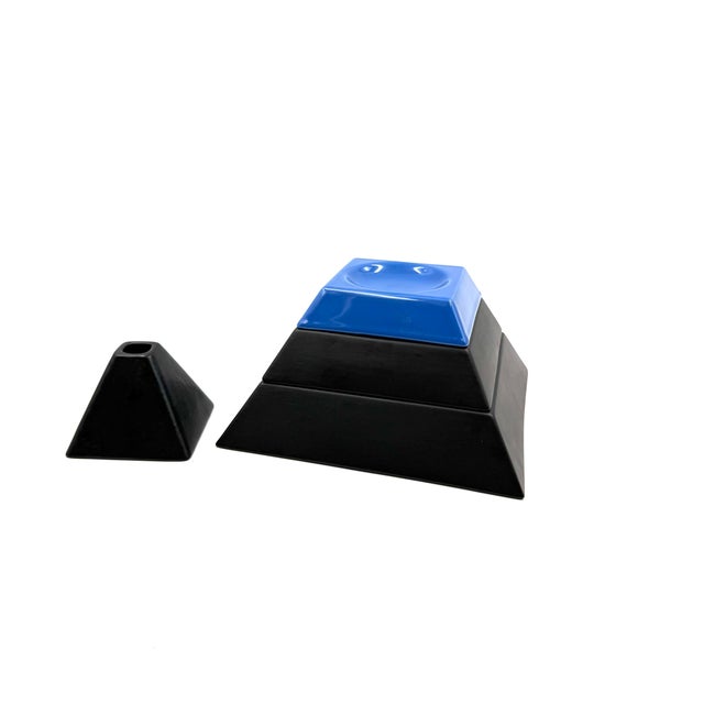 Ceramic Pyramid Shaped Stacked Ceramic Ashtrays / Centerpiece, Amalgames France 1980s For Sale - Image 7 of 12