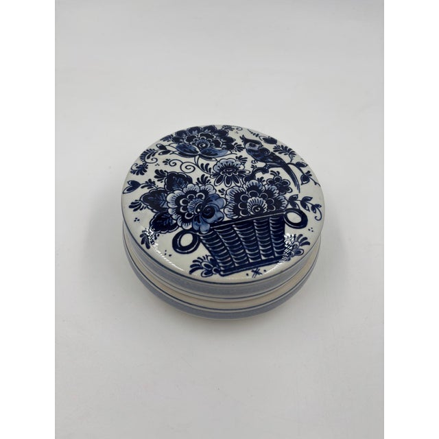 Hand-Painted Blue and White Ceramic Jar, Delft, Netherlands For Sale - Image 6 of 10