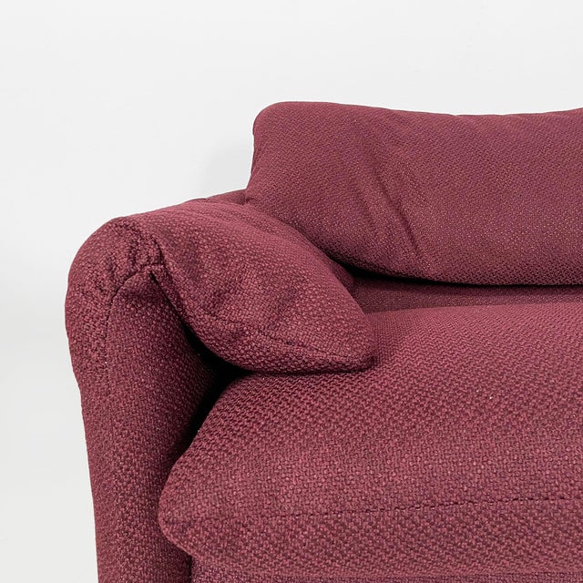 Maroon Modern Italian Brown Fabric Sofa by Vico Magistretti for Cassina, 1970s For Sale - Image 8 of 12