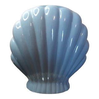 Stunning Haeger Ribbed Fan Vase For Sale
