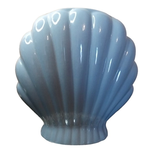 Stunning Haeger Ribbed Fan Vase For Sale