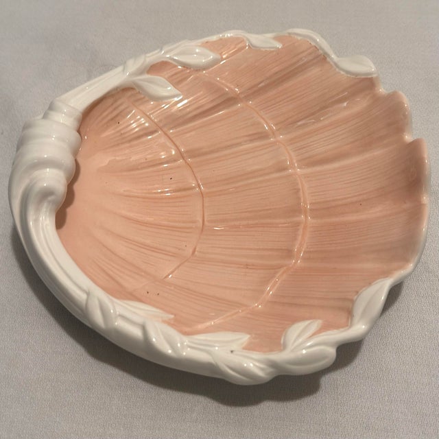 Late 20th Century 1980’s Regency Fitz & Floyd Pink Ceramic Shell Vide-Poche Catchall For Sale - Image 5 of 12