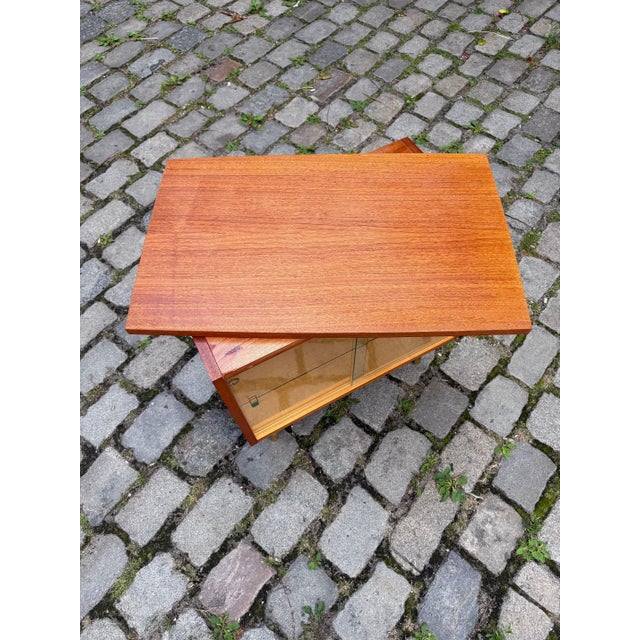 Sapelli Mahogany TV Display Cabinet with Rotating Top For Sale - Image 4 of 11