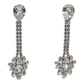 Vintage 1960s Signed Napier Rhodium Plated Clear Rhinestone Drop Clip Earrings-2 Pieces For Sale