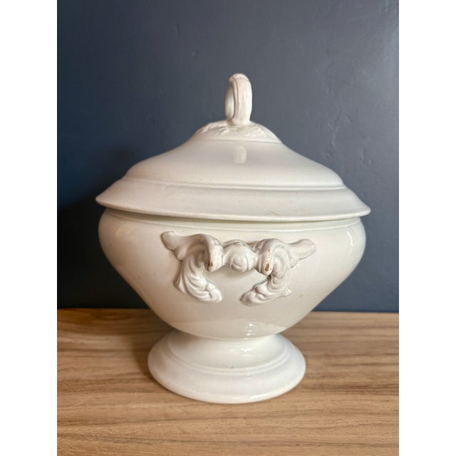 Keller & Guérin Antique French White Ironstone Soup Tureen, Keller & Guérin Lunéville, C. 1880-1920 For Sale - Image 4 of 10