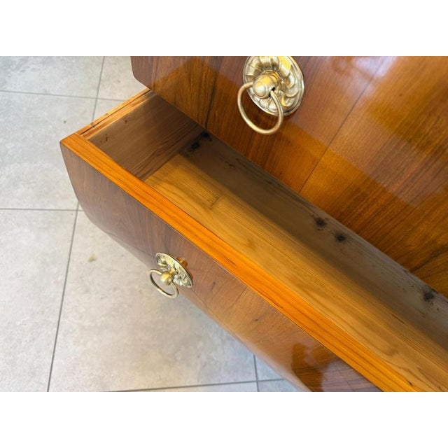 Antique Biedermeier Chest of Drawers in Walnut For Sale - Image 10 of 14