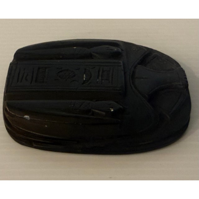 Late 20th Century Vintage Egyptian Hand-Carved Black Serpentine Stone Scarab Plaque With Hieroglyphic Motifs For Sale - Image 5 of 12