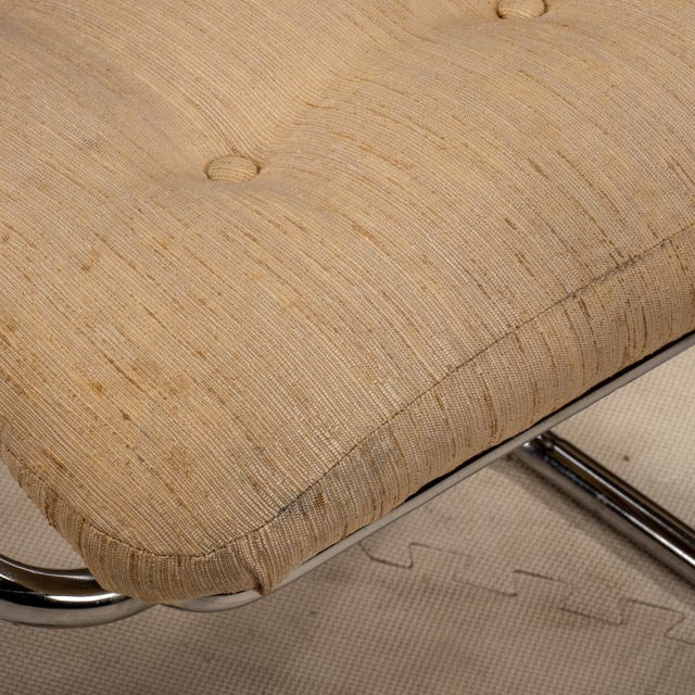 Metal 1970s Attributed to Jerry Johnson Arcadia Cantilever Tubular Dining Chairs, Set of 4 – Chrome Retro Modern For Sale - Image 7 of 16