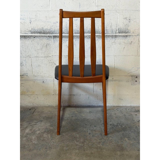 Teak Slat Back Dining Chairs Set of 6 in Black Upholstery Danish Mid-Century Modern 1970s For Sale In Los Angeles - Image 6 of 12