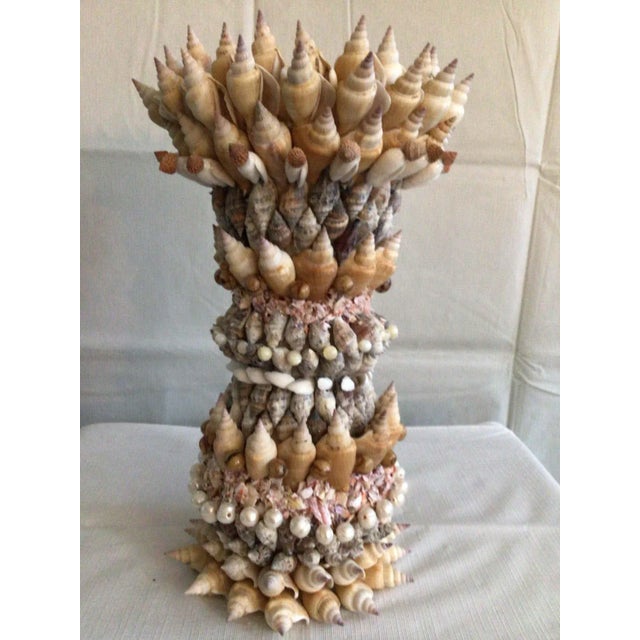 2020 Handmade shell vase.