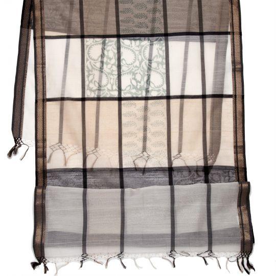 The Aurora scarf layers effortlessly into your spring, summer and fall wardrobes. The classic Indian pattern of paisleys,...