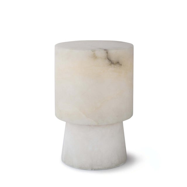 Traditional Regina Andrew Hazel Alabaster Uplight For Sale - Image 3 of 3