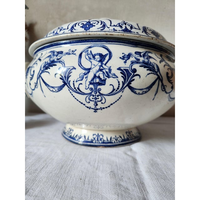 19th Century French Earthenware Tea Tureen from Jules Vieillard Moustiers For Sale - Image 5 of 17