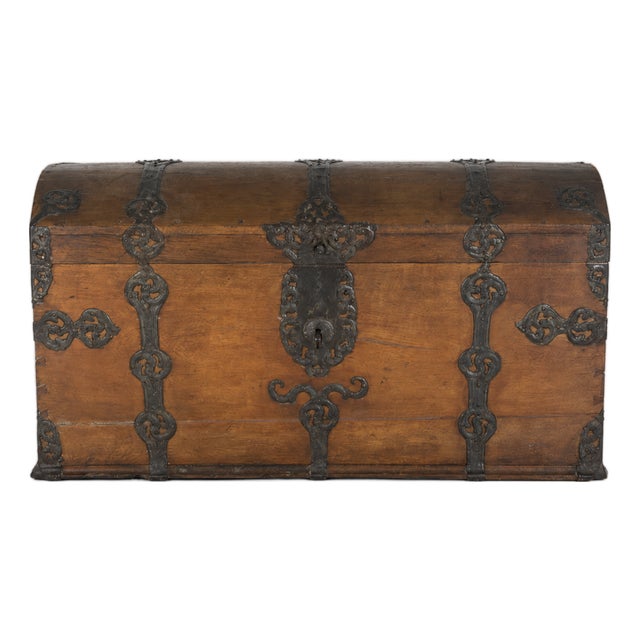 18th-Century Baroque Dome-Top Coffer With Original Key | Denmark For Sale