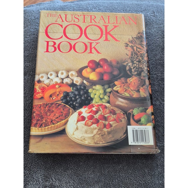 Contemporary Australian Cookbook Compiled by Anne Thorpe, 480 Pages For Sale - Image 3 of 17