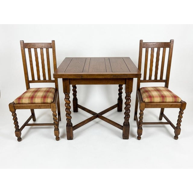 English Professionally Refinished 1930s Solid Oak Barley Twist Desk/Table & 2 Matching Chairs Set For Sale - Image 3 of 11