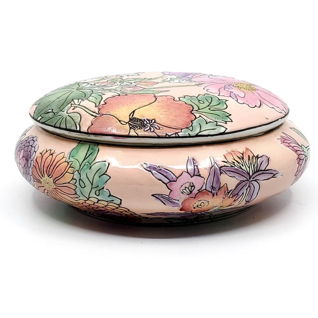 Toyo Vintage Chinese Porcelain Trinket Jewelry Box With Flowers For Sale - Image 4 of 8