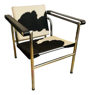 LC1 Chair by Le Corbusier, Pierre Jeanneret & Charlotte Perriand for Cassina