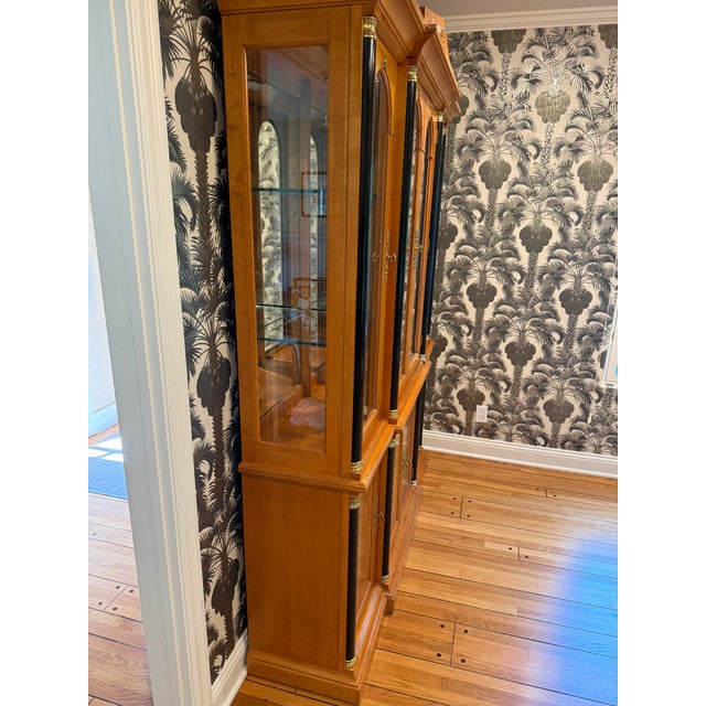 Thomasville Grand Classics Biedermeier Breakfront China Cabinet For Sale In Los Angeles - Image 6 of 8
