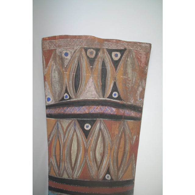 Vintage New Guinea Bark Shield, Hand-Painted For Sale - Image 10 of 12
