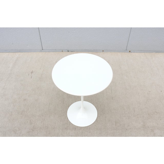 2000 - 2009 Mid-Century Modern Eero Saarinen for Knoll 16" Round White Tulip Side Table For Sale - Image 5 of 18