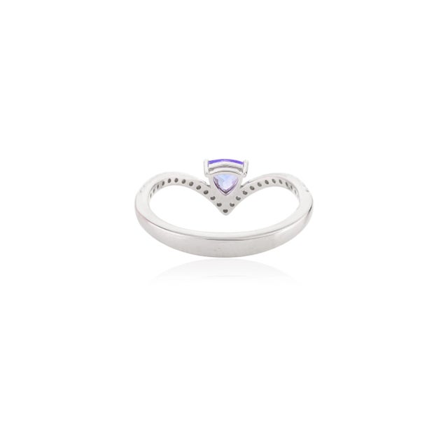 Metal Trillion Cut Tanzanite Diamond Chevron Ring Size 7 For Sale - Image 7 of 8