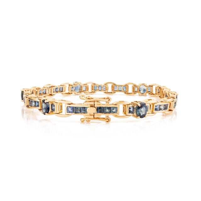 Metal Classic 20th Century 14k Gold 6.39 Ct Blue Sapphire Geometric Link Tennis Bracelet For Sale - Image 7 of 14