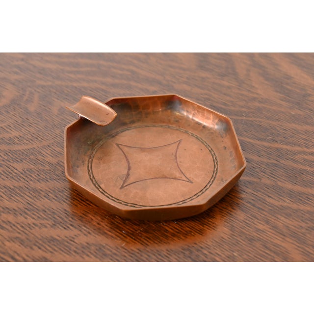 Roycroft Arts & Crafts Hammered Copper Ashtray For Sale - Image 11 of 11