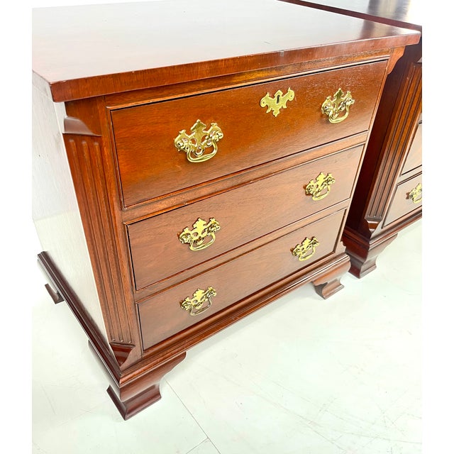Late 20th Century Baker Furniture Chippendale Style Mahogany 3-Drawer Nightstands - A Pair For Sale - Image 12 of 18