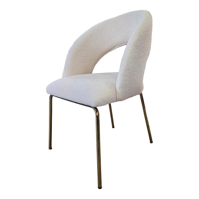 1980s White Bloucle Chair, 1980s For Sale - Image 5 of 10