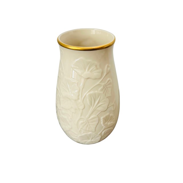 Late 20th Century Late 20th Century Lenox Morning Glory Collection Ivory Porcelain Vase With 24k Gold Trim – Embossed Floral Bone China, Made in Usa For Sale - Image 5 of 9