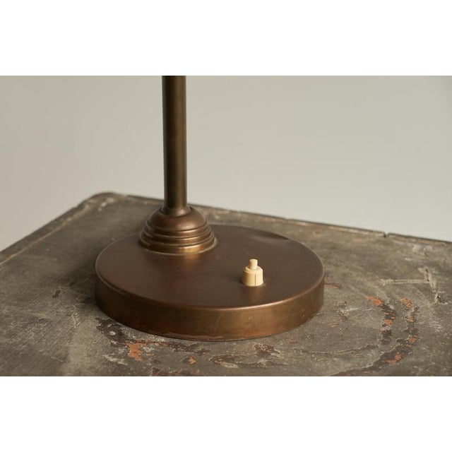 Metal Bell-Shaped Table Lamp in Patinated Brass, Netherlands, 1930s For Sale - Image 7 of 11