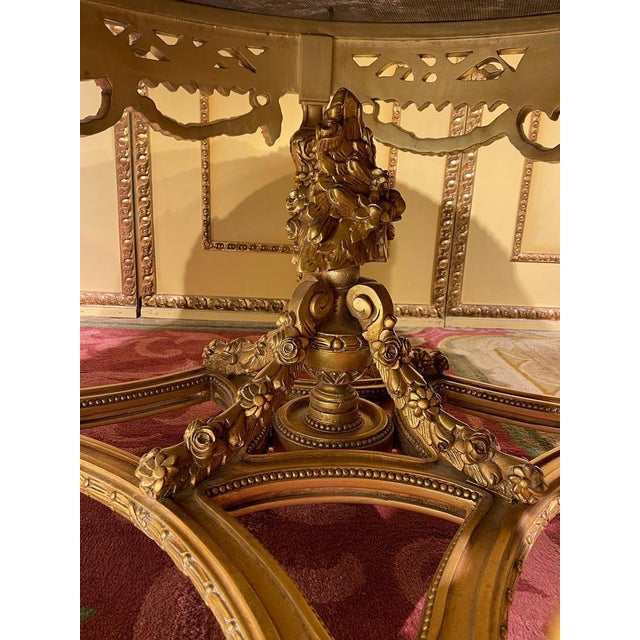 Louis XV Center Table in Beech For Sale - Image 17 of 18