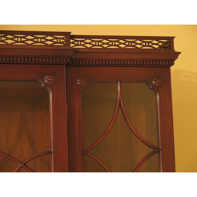 Kittinger Colonial Williamsburg Model Cw38 Mahogany Breakfront Chairish