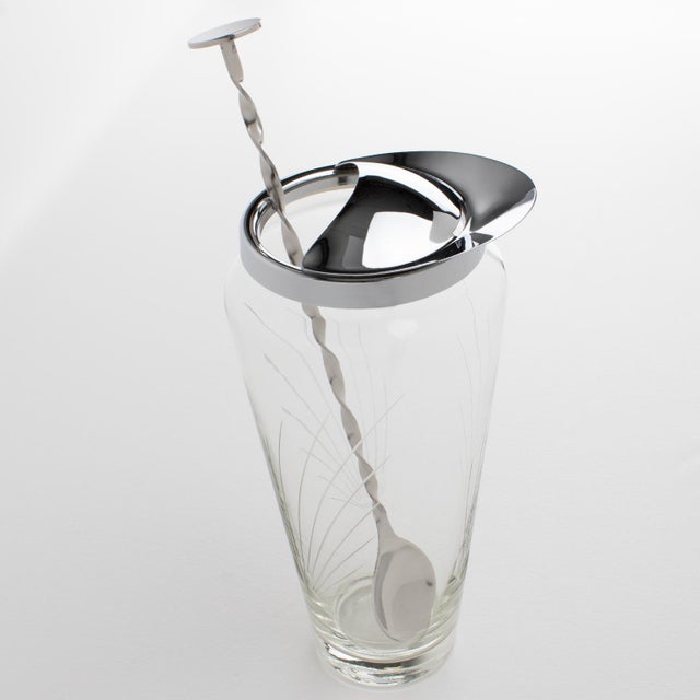 Mid-Century Blown Glass and Chrome Bar Cocktail Martini Pitcher, Circa 1950 For Sale - Image 4 of 13