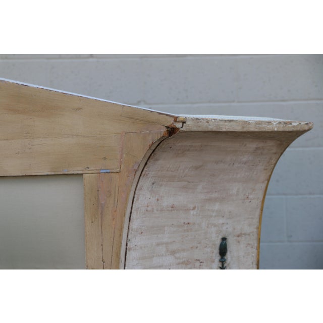 Early 19th Century Swedish Gustavian Neoclassical Sphinx Sofa, Parcel-Gilt For Sale - Image 16 of 18