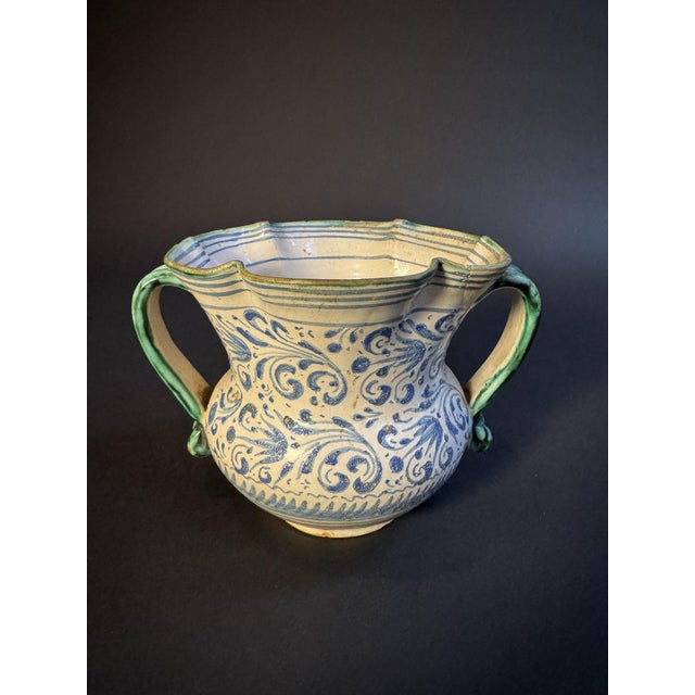 Amateur Cup in Laertina Majolica, 1600 For Sale - Image 12 of 15