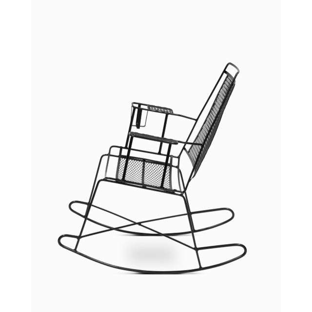 Salterini Pair of Vintage Mid Century Salterini-Style Wrought Iron Rocking Chairs For Sale - Image 4 of 8