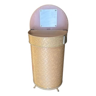 Pearl Wick Pink Vinyl Hamper With Vanity Tray Hollywood Regency 1950s For Sale
