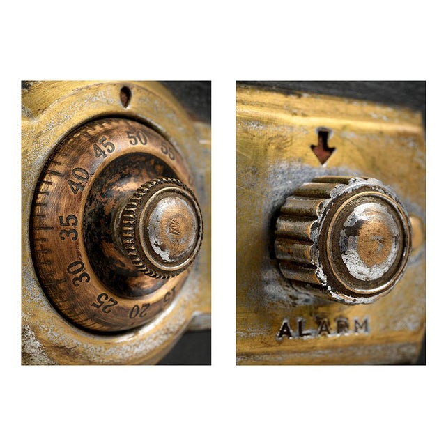 Vintage Reinforced Metal Portable Safe from Mitsuba For Sale - Image 5 of 7