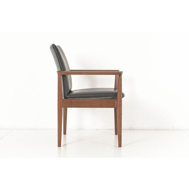 FD 901 Diplomat Armchair in Teak by Finn Juhl for France and Son, Denmark, 1961 For Sale - Image 6 of 17
