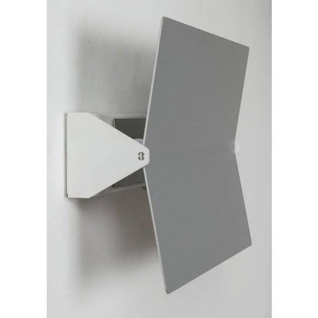 Metal Large Charlotte Perriand 'Applique à Volet Pivotant Plié' Wall Light in Aluminum For Sale - Image 7 of 12